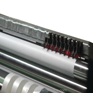 Semi-automatische hete-mes snijmachine voor satijnen lint met motor en aandrijving van het merk Havesino uit China - Product Image 4