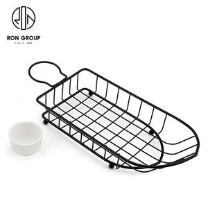 Per friggere cestini per pane Chipschicken vendita in fabbrica filo metallico cestino a forma di barca <span class=keywords><strong>nero</strong></span> con un portabicchieri per salsa per cucina - Product Image 5