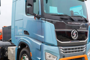 Markenqualität SHACMAN X5000S 6x4 Sattelzugmaschine 371-550 PS Doppelkabine Linkslenker - Product Image 3