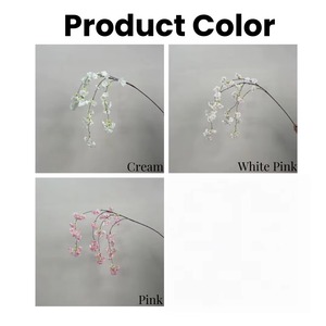 ดอกซากุระปลอมสีชมพูขาว กิ่งดอกซากุระผ้าไหมสำหรับตกแต่งบ้าน ขายส่ง - Product Image 3