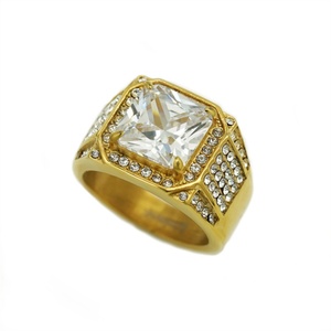 Bague Hip Hop plaquée or 18 carats avec zircon carré entièrement serti de diamants pour hommes - Product Image 1