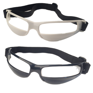 อุปกรณ์ช่วยฝึกบาสเก็ตบอลสำหรับเล่นกีฬาป้องกันการมองลง - Product Image 1