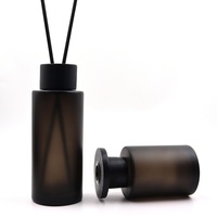 Noir mat pour bouteille en verre de diffuseur de roseau avec bâton et boîte nouvelle bouteille de diffuseur d'huile essentielle d'aromathérapie de conception
