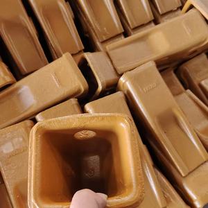 गर्म बिक्री के साथ बाल्टी दांत खुदाई करने वाले बाघ बाल्टी दांत 1u3452 1u3452 1u3202 1u3252 बाल्टी बिंदु खुदाई के लिए - Product Image 1