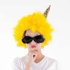 Accessoires de costume de fête d'événement jaune essuyant les cornes Lo Wag Song - Product Image 1