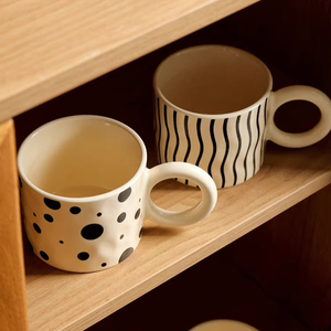 Tazas de Cerámica de Alta Calidad para San Valentín, Taza de Cerámica Personalizada, Taza de Cerámica con Diseño Negro Personalizado para Café, Leche y Agua - Product Image 1