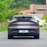 Xiao-Mi YU7 Model 2025 SUV 100% Listrik Jarak Tempuh Ultra-Jauh (NEDC >700km) Performa Tinggi Penggerak Empat Roda Edisi Maks Buatan Cina