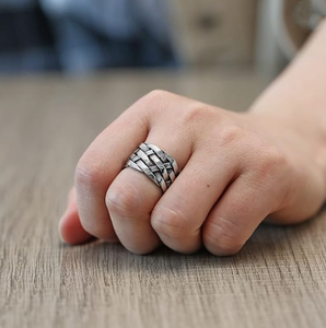 Bague pour homme en acier inoxydable vintage, ajourée, tressée, 12 mm de large - Product Image 3