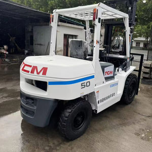 Carretilla elevadora contrapesante de motor diésel TCM FD50 original usada de 7 toneladas de capacidad de motor ISUZU de Japón venta al por menor barata - Product Image 1