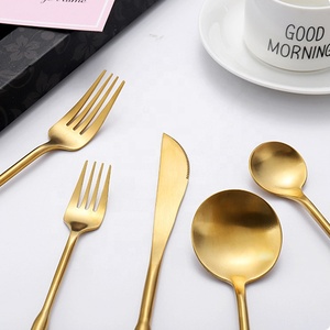 Bộ Dao Nĩa Ăn Thịt Bò Thanh Lịch Bán Sỉ Từ Nhà Sản Xuất Bộ Dao Nĩa Mờ Có Thể Tái Sử Dụng 4 Sản Phẩm Dụng Cụ Dẹt Màu Vàng Bồ Đào Nha - Product Image 4