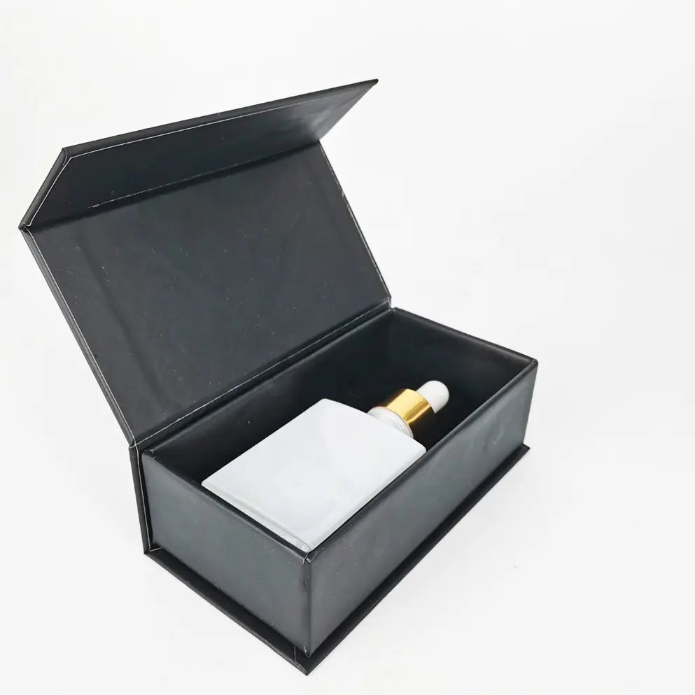 高品質のマグネットリジッドボックスパッキングは、磁気付きの個人的な大きな黒い高級リボン紙箱を出荷する準備ができています