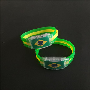 Pulsera de Silicona LED con Bandera Nacional, Precio de Fábrica, Resistente al Agua, Funciona con Batería, Gran Venta, Nueva Llegada - Product Image 6