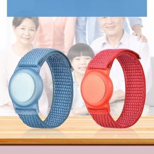 Funda de dispositivo antipérdida para niños de nailon colorido para <span class=keywords><strong>Apple</strong></span> <span class=keywords><strong>AirTag</strong></span> Pulsera infantil de dibujos animados compatible con cordón de TPU incluido - Product Image 1