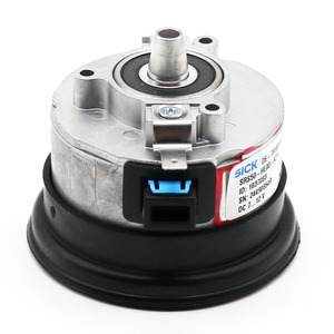 Encodeur rotatif SICK SRS50 DC 7-12V avec connecteur à extrémité ronde pour machines de traction d'ascenseurs - Product Image 1