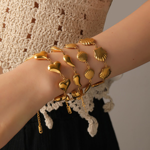 Nouveau Bracelet Coquille Cœur 2026 Plaqué Or 18 carats Étanche en Acier Inoxydable pour Femme - Product Image 1