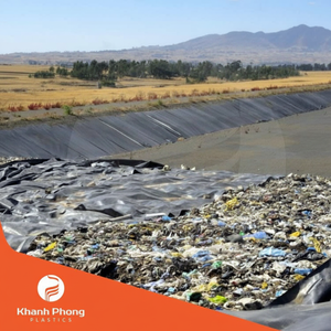 แผ่นใยสังเคราะห์ HDPE คุณภาพสูงสำหรับบุบ่อขยะ ออกแบบมาเพื่อการควบคุมน้ำเสียระยะยาวและความมั่นคงในการฝังศพ - Product Image 1