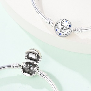 Fabricant de Bijoux pour Femmes en Argent Sterling 925, Bracelet Jonc Porte-Bonheur Mystérieux de la Série Vaste Ciel Étoilé - Product Image 5