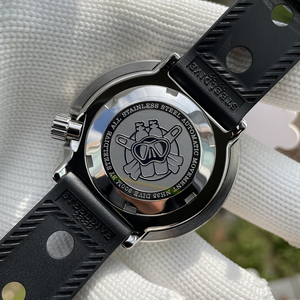 Nouveauté 2021 ! Montre de plongée de luxe pour homme avec cadran noir SD1975P Mouvement japonais NH35 300M étanche avec logo entièrement lumineux - Product Image 4
