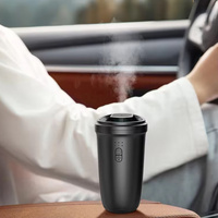 Mini machine à parfum électrique portable de luxe en gros Diffuseur sans eau rechargeable avec lumière ambiante pour voitures Design en plastique