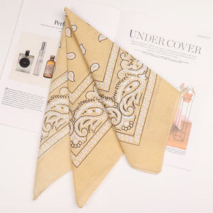 Pañuelo Personalizado con Logotipo, Pañuelo Navideño Personalizado con Estampado Divertido, Cubrebocas para Decoración de Fiestas, Venta al por Mayor - Product Image 3