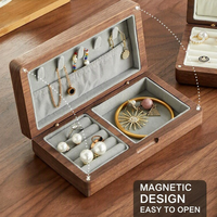 Boîte à bijoux en bois massif, boîte à bijoux en noyer noir, boîte de rangement rétro en bois massif, boîte à perles, boîte cadeau, boîte de rangement pour boucles d'oreilles et colliers