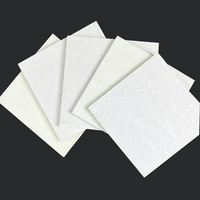 Plaques de plafond en PVC imperméables en promotion, dalles de plafond suspendu 2x2 pour la décoration de bâtiments