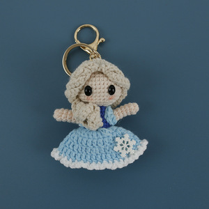 Pendentif de sac pour fille, poupée princesse de dessin animé mignonne tricotée à la main, porte-clés en fil doux au crochet, ornement créatif fait main, cadeau pour enfants - Product Image 4