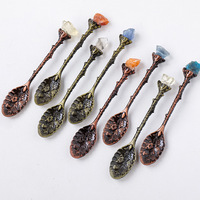 Vente en gros de pierres brutes de cristal naturel, motif floral sculpté vintage, cuillère à dessert assortie, accessoires de service à thé, mariage