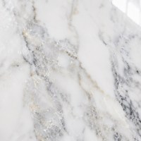 Blanca ultra-fine (6/9 mm), finition brillante, et trois motifs continus ; prend en charge la personnalisation ODM/OEM.