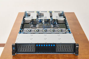 เซิร์ฟเวอร์แบบแร็ค RS720-E12-RS12U ที่ใช้ชิป Intel สำหรับงานโหลดที่สามารถขยายได้ มีสินค้าในสต็อกที่จีน - Product Image 3