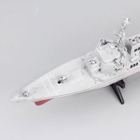 Maquette de navire de guerre transfrontalier, modèle statique fini, ornement de navire de guerre avec support, en plastique, prêt à l'emploi pour les jeunes