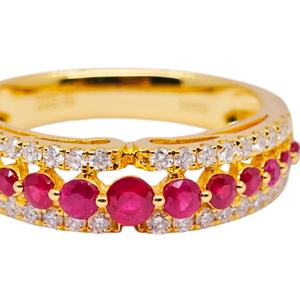 Anillo de plata 925 con circonita rubí y baño de oro de 18K de UM Jewelry, adecuado para hombres y mujeres, uso diario, regalo de aniversario de bodas, fiesta. - Product Image 3