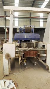 รถยกดีเซลเกียร์ธรรมดา 40 ตัน สำหรับลากจูง ดึง ยก ขนย้าย รถบรรทุกพื้นเรียบ สำหรับเคลื่อนย้ายสิ่งกีดขวางบนถนน - Product Image 3