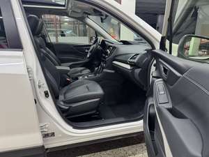 <span class=keywords><strong>Subaru</strong></span> <span class=keywords><strong>Forester</strong></span> 2.0i AWD Edizione Lusso 2022 con EyeSight, Standard di Emissione Euro VI, SUV a Benzina, 37000 km, Esterno Bianco, Auto Usata - Product Image 5