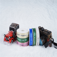 Vente en gros de rubans de décoration pour cadeaux Rouleau de ruban personnalisé en satin de soie imprimé avec logo de 2.5cm