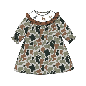 Conjuntos Casuales de Otoño para Niños y Niñas con Estampado de Camuflaje, Bordado de Perro, Ciervo y Pato, al por Mayor - Product Image 4