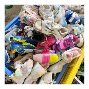 S08 Vente en Gros Chaussures d'Occasion de Haute Qualité pour Enfants, Balles de Chaussures Mixte Enfants Seconde Main en Vrac - Product Image 4