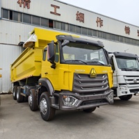 Nouveau prix usine HOWO Sinotruck Camion benne 8X4, Camion benne basculante 40-60 tonnes, 12 pneus, Camion benne poids lourd