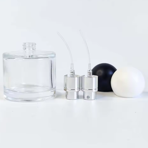 Transparent Glass Cosmetic Spray <b>Bottle</b> 30ml Cylinder Shape <b>Perfume</b> Clear Atomizer <b>Bottle</b> with White Round Ball Lids - Product Image 4