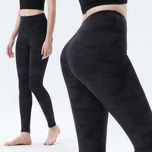 Ensembles de vêtements de yoga de remise en forme personnalisés OEM Vêtements de yoga de sport pour femmes avec motif de couleur unie respirant - Product Image 6