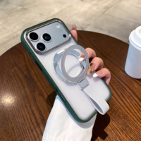 Coque de téléphone prête pour les selfies pour iPhone 15 14 Pro, dos transparent mat avec sangle de maintien pliable et protection métallique surélevée pour l'objectif