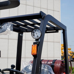 Empilhadeira a Gás LPG de 4 Toneladas para Cargas Pesadas em Fábricas e Armazéns de Grande Escala - Product Image 5