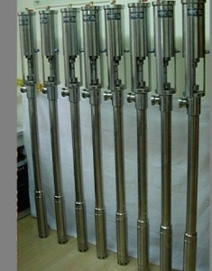 Bomba de barril neumática vertical FY, 3.2T/H de flujo, bomba de engrase portátil operada por aire para la industria de alimentos y bebidas, carcasa de SUS304/SUS316L - Product Image 2