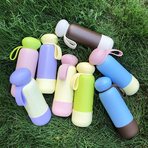 2026 Luxury 740ml 25oz Stainless Steel Vacuum Insulated Water Bottle Wholesale Custom Logo Pastel Color Block Bottle with Handle - Product Image 3