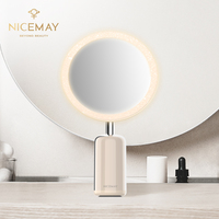 Miroir cosmétique multifonctionnel de bureau pliable à une face avec lumière LED intelligente bicolore et chargement USB