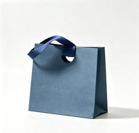 Ensemble de sacs cadeaux en papier gaufré de luxe et de boîtes rigides pour bijoux, emballage cadeau personnalisé avec ruban satiné uni pour bijoux