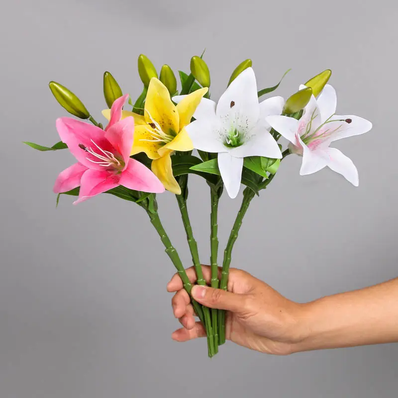 ตกแต่งบ้านร้อนขายปาร์ตี้ตารางกลาง Lily ดอกไม้ประดิษฐ์ Latex ดอกลิลลี่ Faux PVC 3 หัวสัมผัสจริงดอกไม้