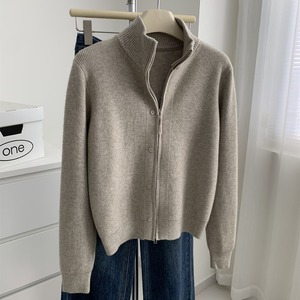 Nuovo <span class=keywords><strong>Cardigan</strong></span> in Maglia a Costine <span class=keywords><strong>Beige</strong></span> Avena con Zip e Collo Alto da Donna, Collezione Autunno 2026, con Bottoni e Polsini, Caldo e Confortevole, Stile Vintage - Product Image 2