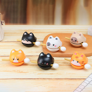 ของเล่นไม้รูปปลาขนาดเล็กน่ารัก สำหรับเคาะเล่น คลายเครียด สร้างสรรค์ ใช้สำหรับทำสมาธิ ของตกแต่ง ของเล่นเด็ก - Product Image 1