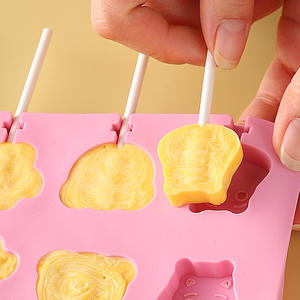 Moules en silicone à grandes cavités pour la fabrication de chocolats, grandes figurines de personnages pour décorations de gâteaux et centres de table - Product Image 6